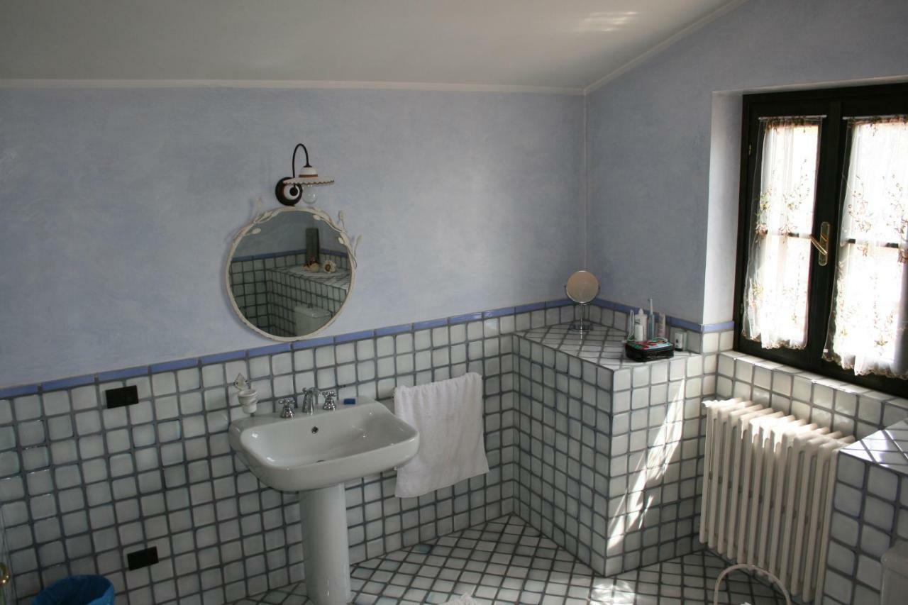 B&B Il Dosso Corte Franca Bagian luar foto