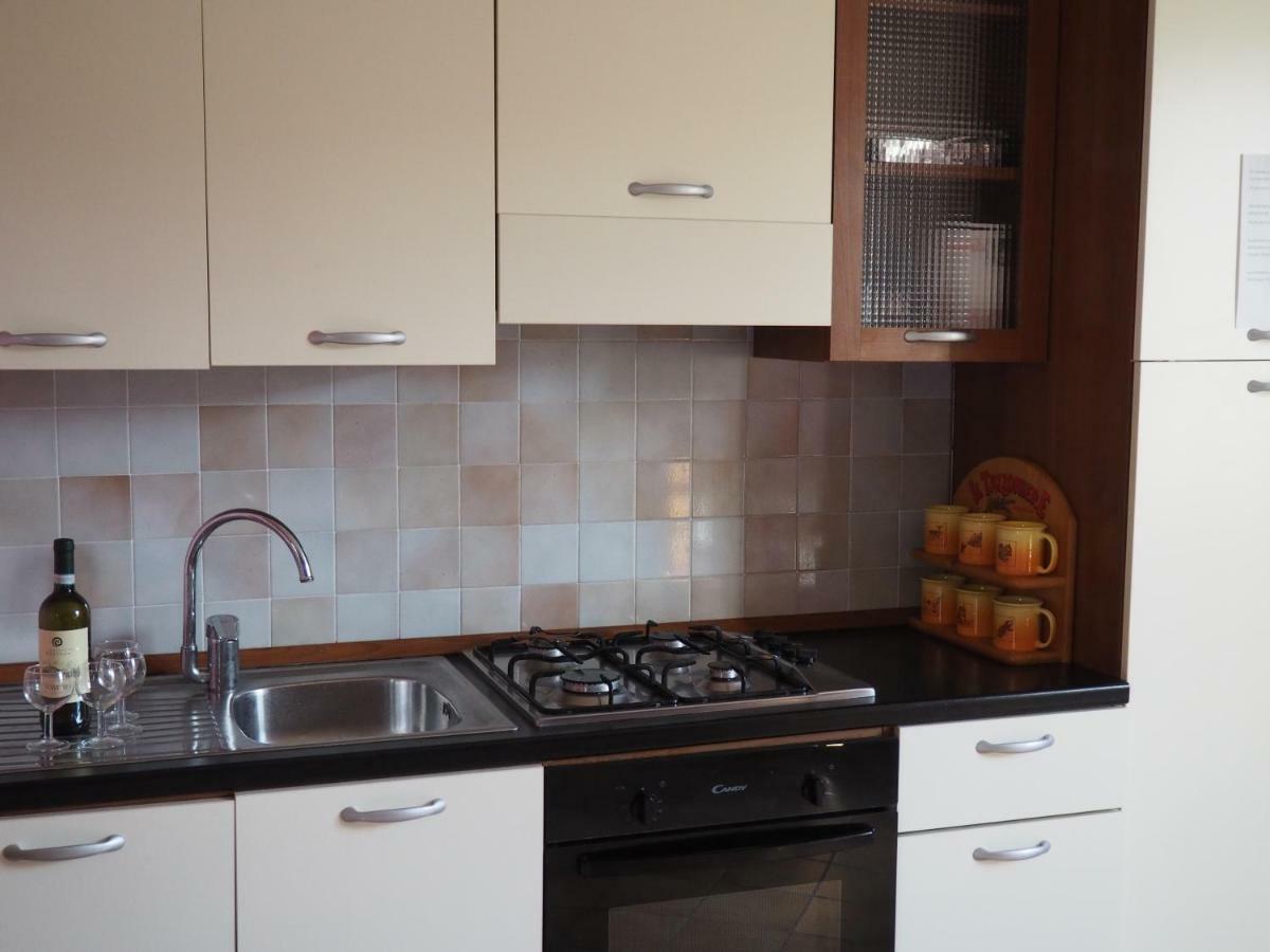 B&B Il Dosso Corte Franca Bagian luar foto