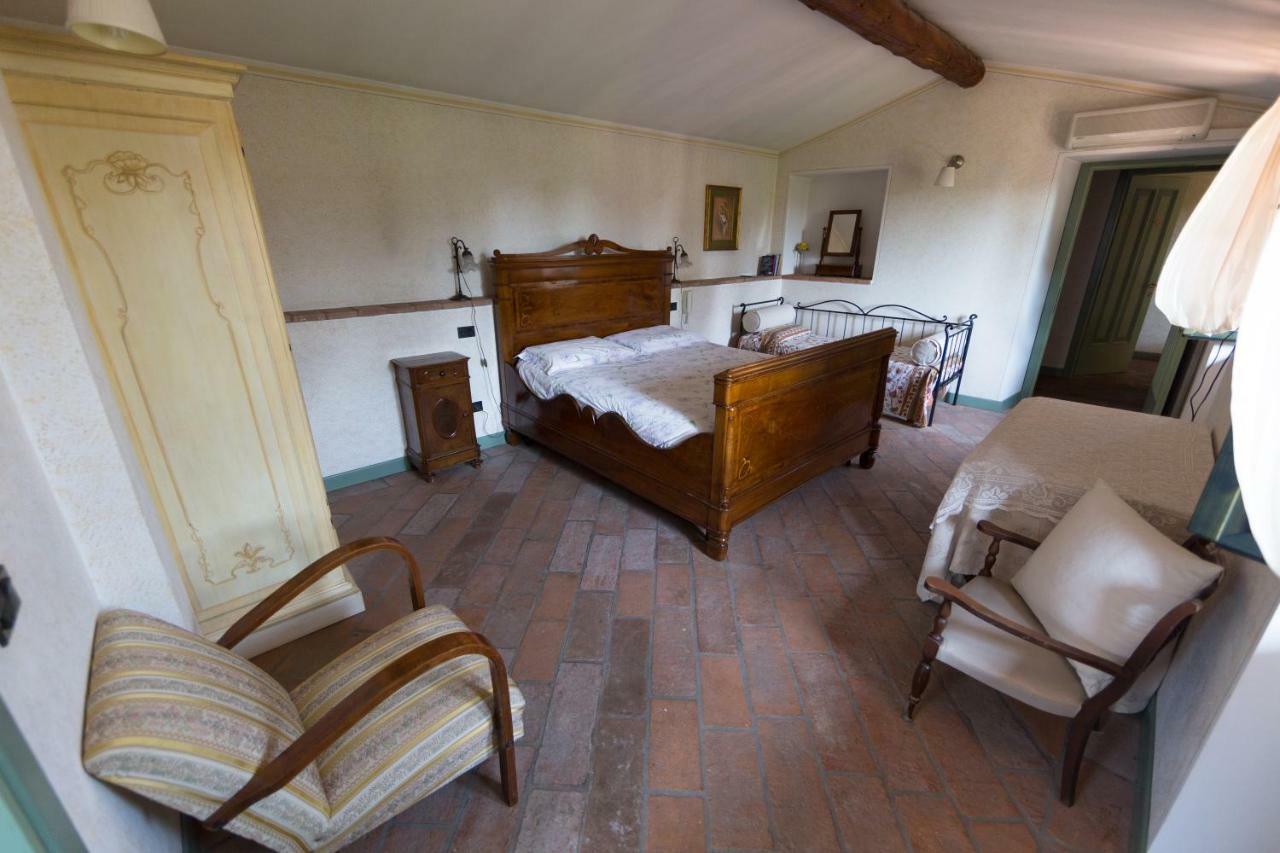 B&B Il Dosso Corte Franca Bagian luar foto