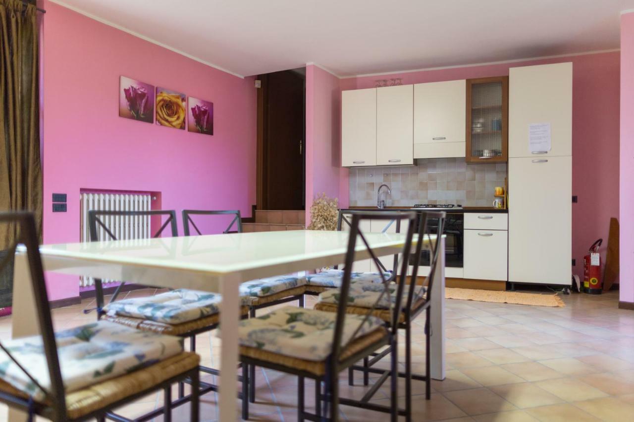B&B Il Dosso Corte Franca Bagian luar foto