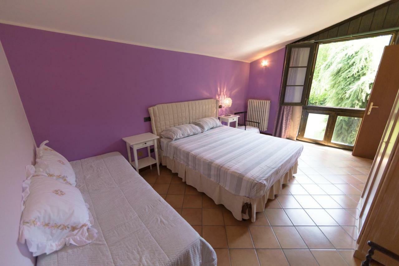 B&B Il Dosso Corte Franca Bagian luar foto