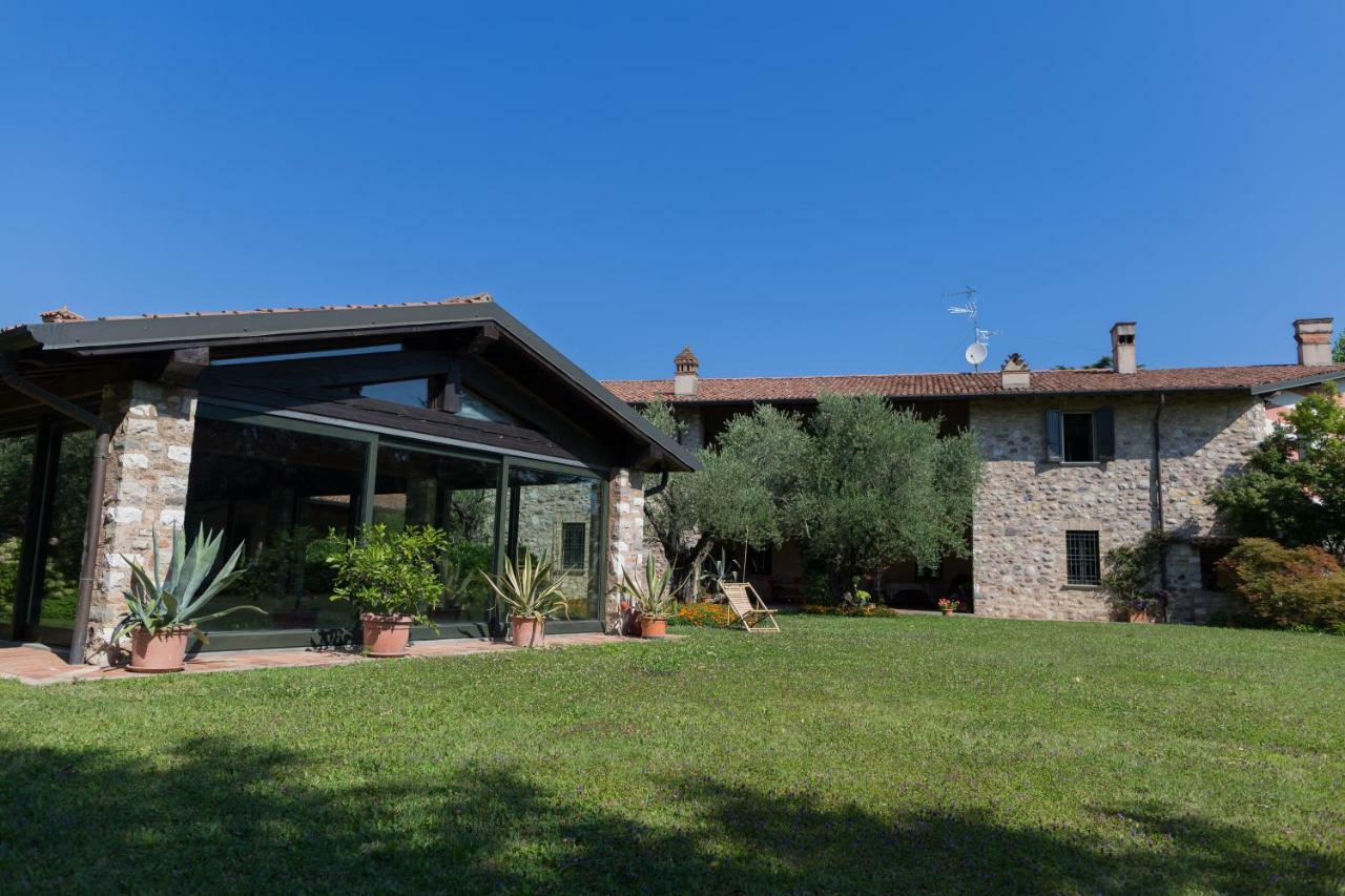 B&B Il Dosso Corte Franca Bagian luar foto